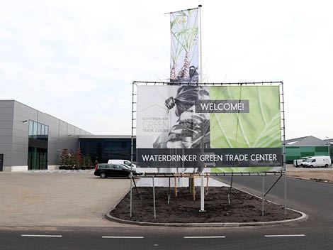 Waterdrinker Green Trade Center